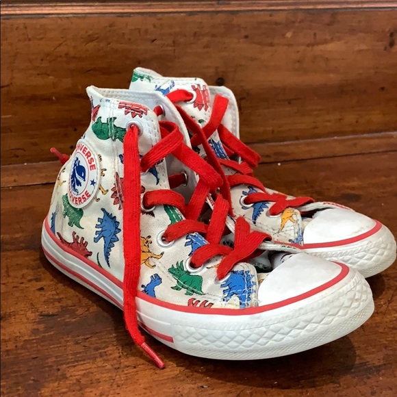 dinosaur converse size 10